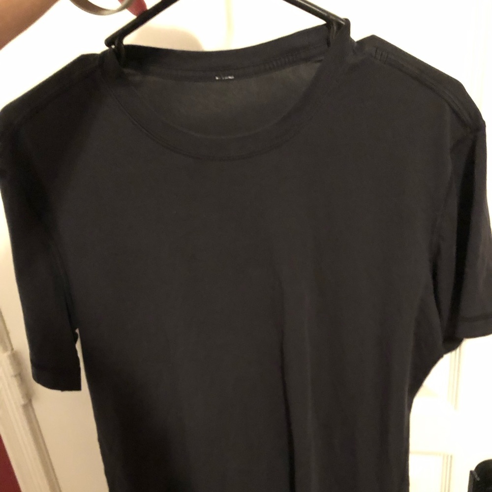 All black lulu lemon athletic shirt